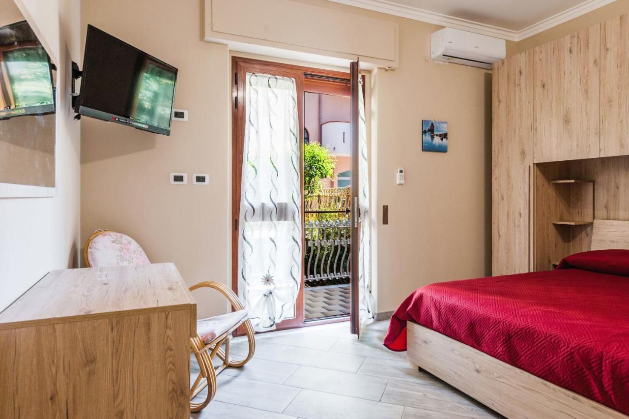 Lemon Tree Apartments By Wonderful Italy ジャルディーニ・ナクソス エクステリア 写真